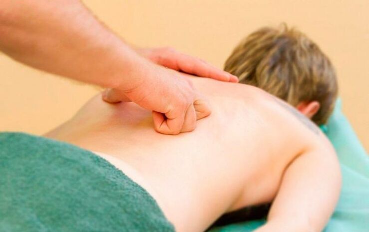 Performing chest massage for osteochondrosis
